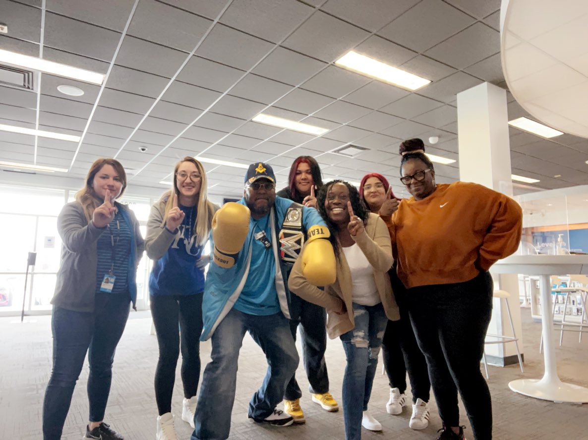 kenziee_brunner's tweet photo. Celebrating March successes and planning for a third month of a Belton Bankers takeover. @SamAbelATT @SyedAAbir1 @Woody0709 @KAMOkonnects #workhardplayhard #beltonbankers #apriltakeover The gloves are staying HOME. https://t.co/csFLk3qnpJ