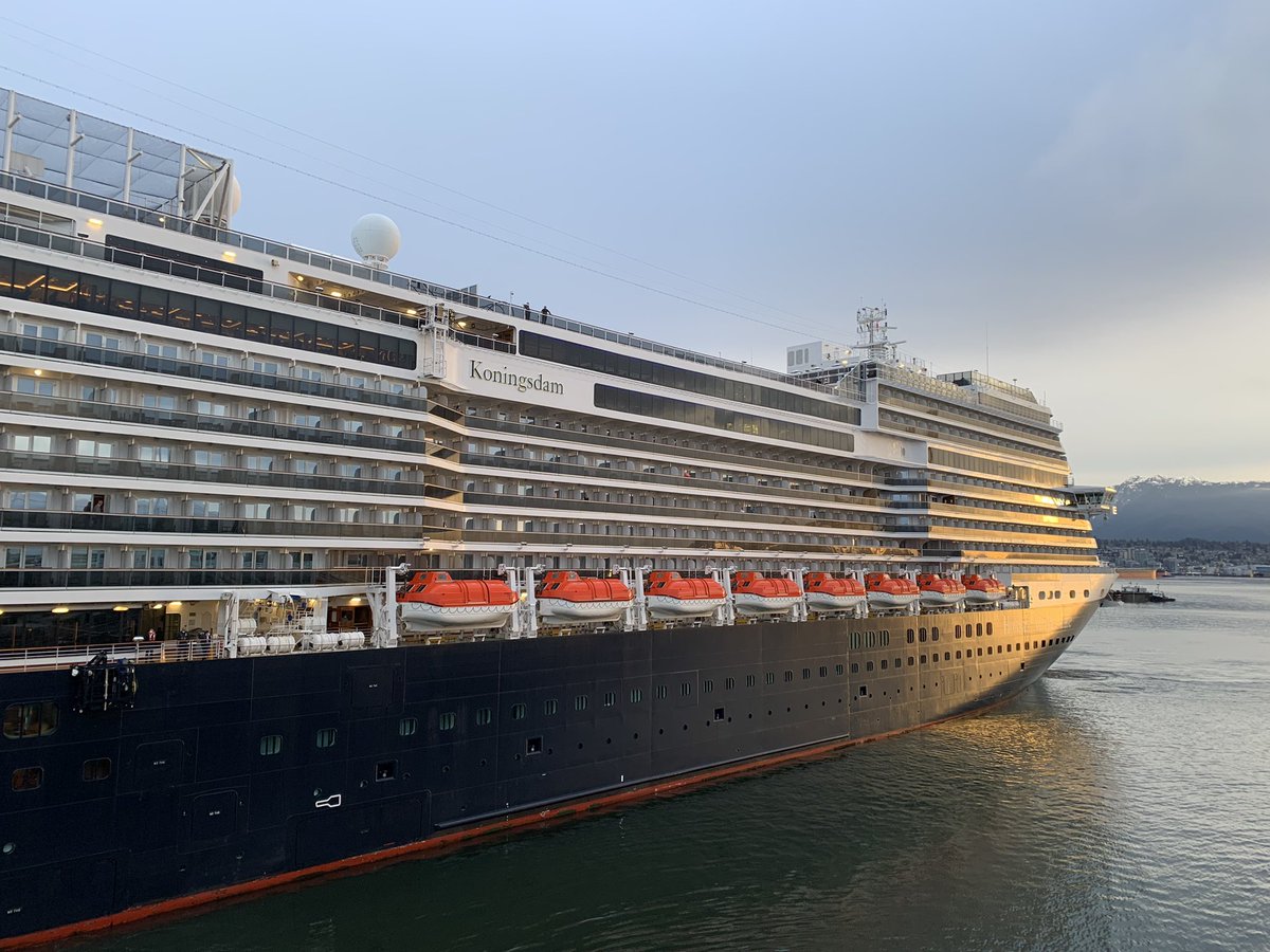 howtotravelbest's tweet photo. *Live* - on location.
Such a pleasure to personally welcome ms Koningsdam into her new (& long awaited) home port of #Vancouver this morn. A treat!
#cruiselife #travel #returntocruise #HollandAmerica #Koningsdam #OCanada #VanCity #CanadaPlace #travelmatters #HowToTravelBest https://t.co/Q46UUH18kB