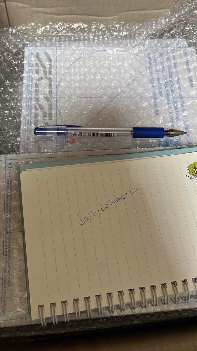 ikeusmiles's tweet photo. These are the pics that they posted as proof daw. The first pic is already suspicious. Nag apologize pa nga siya kasi medyo blurry daw yung pic. eh mukhang edited naman.

If there's any na mag o-open ng new shop and send a proof/s with a penmanship like this, please let us know. https://t.co/VDfS8TW4l3