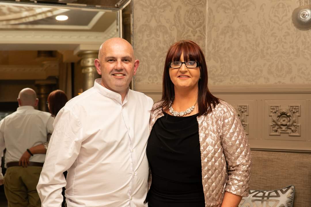 EndaHurl's tweet photo. What a great night at Moortown dinner dance and also meeting my old friend Sam 🔴⚪ https://t.co/uPFm7QsJ56