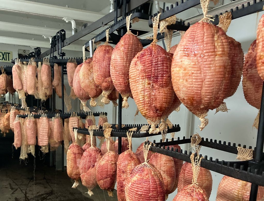 WABeanSons's tweet photo. Our cooling room @WABeanSons is full of the freshest and most delicious #ham you’ve ever tasted! Ready for your Easter table! #bonelessham #shoplocal #curbside https://t.co/tHd75QUYC0