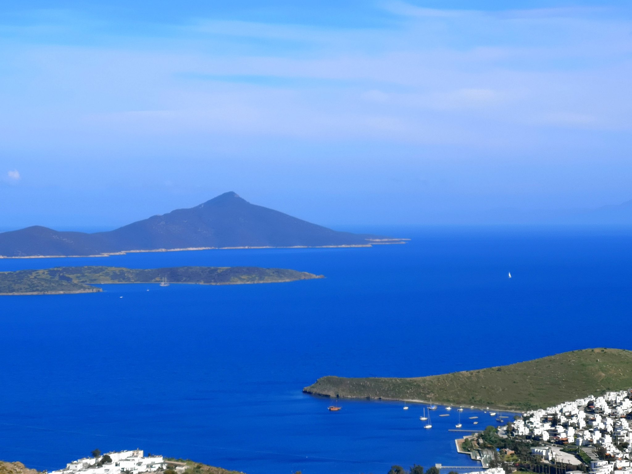 Pepe Escobar on Twitter to Halicarnassus staring at the Aegean and dreaming of