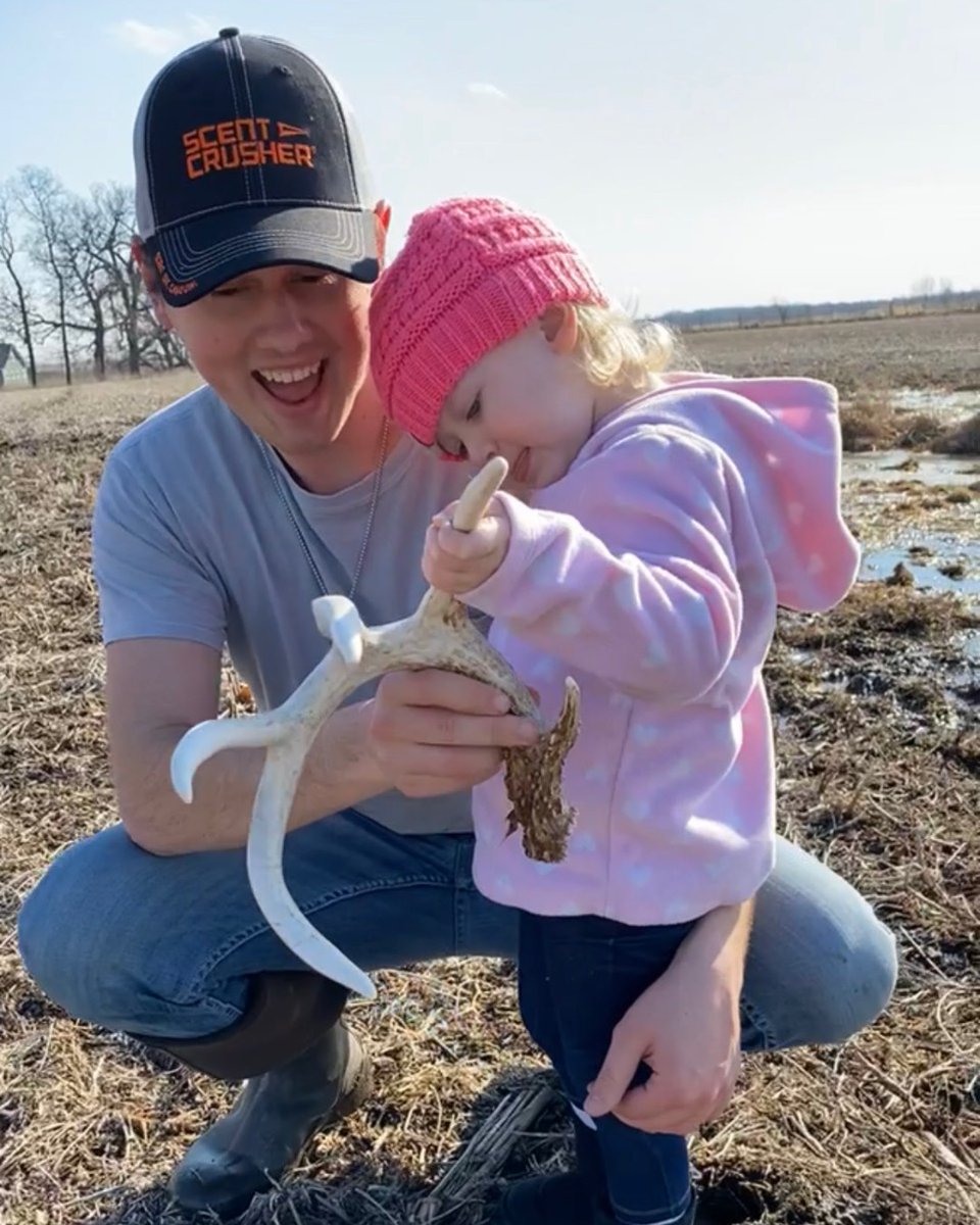 RublineMarket's tweet photo. Happy Birthday, Keegan! We just had to share this photo of you & your little sister. Teaching her right- we love it! Have a great day 🎉
https://t.co/raiS20fnyy
#rublinemarketing #rubline #outdoorindustry #shedhunting https://t.co/8YFPCElLaE