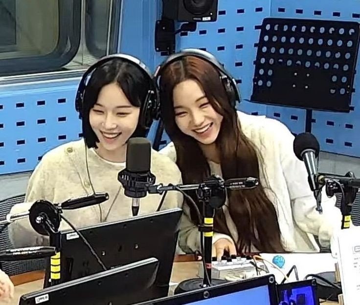 happy birthday my karina's 🤍 ilu all sm sm !!

@Iiquover <a href="/RHYTHMiCSiNS/">ViOLET。</a>  <a href="/EQUANlMOUX/">ًmia.</a> <a href="/rpsabog/">CLOSED</a> <a href="/cancelgfs/">ً</a> <a href="/gbfvibes/">isabella.</a> <a href="/cosmobratz/">gigi</a> <a href="/morthails/">ً</a>