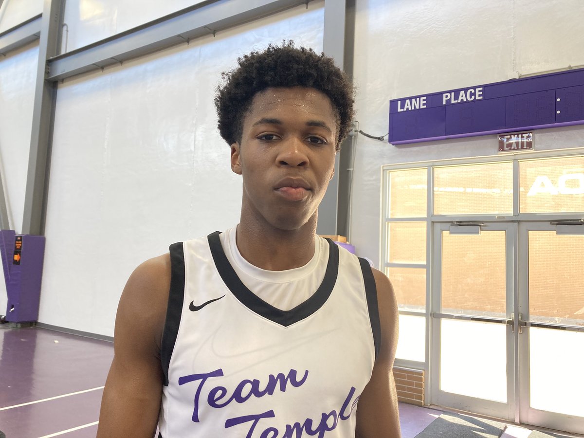 MHS_Boys_'s tweet photo. Corey Hadnot has had a few highly impressive games this tournament. Smart and skilled point guard who can score and facilitate the ball. Plays very well on the attack but has also shot it well from the outside. @TempleLifeHoops @ny2lasports #SPRINGEXTRAVAGANZA2K22 https://t.co/OPASIQo4GR