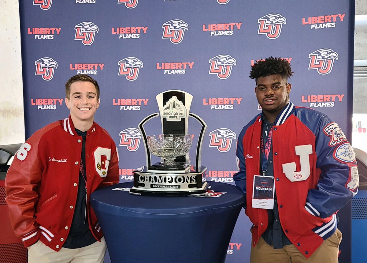 Amazing time at <a href="/LibertyFootball/">Liberty Football</a> spring practice on Saturday. <a href="/CoachTBurns/">Tanner Burns</a> <a href="/BruceSJohnson/">Bruce S Johnson</a> <a href="/JHS_Prospects/">Jefferson Prospects - 2024 GA State Runner Up 🏈</a> <a href="/NolandTravis/">Travis Noland</a>