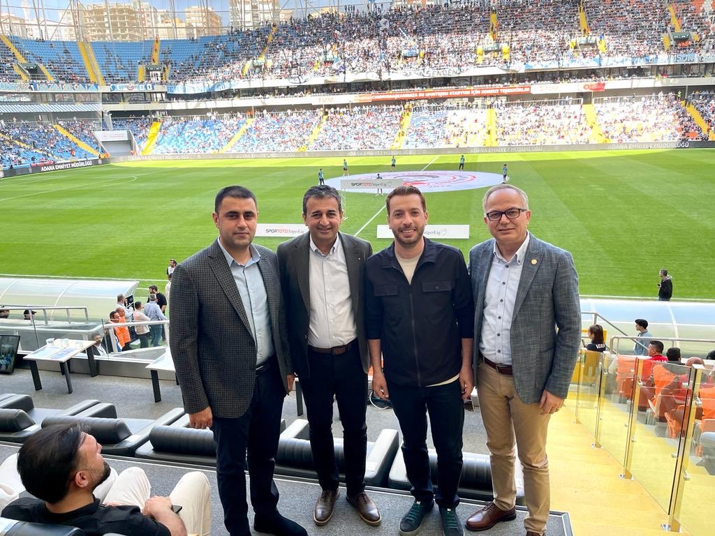 eczburhan's tweet photo. Adana Demirspor’umuzun, Altay maçında tribündeki yerlerimizi aldık. Tebrikler #AdanaDemirspor
#ADSvALT #MaviŞimşekler
@AdsKulubu https://t.co/ro9Dpq6Lyb
