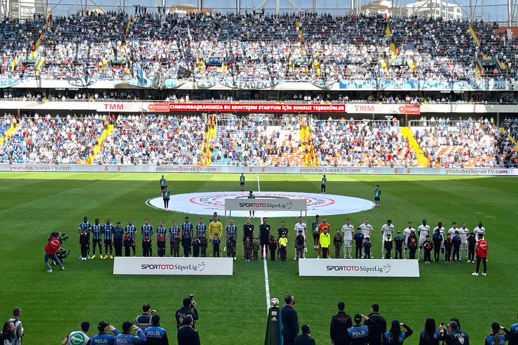 eczburhan's tweet photo. Adana Demirspor’umuzun, Altay maçında tribündeki yerlerimizi aldık. Tebrikler #AdanaDemirspor
#ADSvALT #MaviŞimşekler
@AdsKulubu https://t.co/ro9Dpq6Lyb