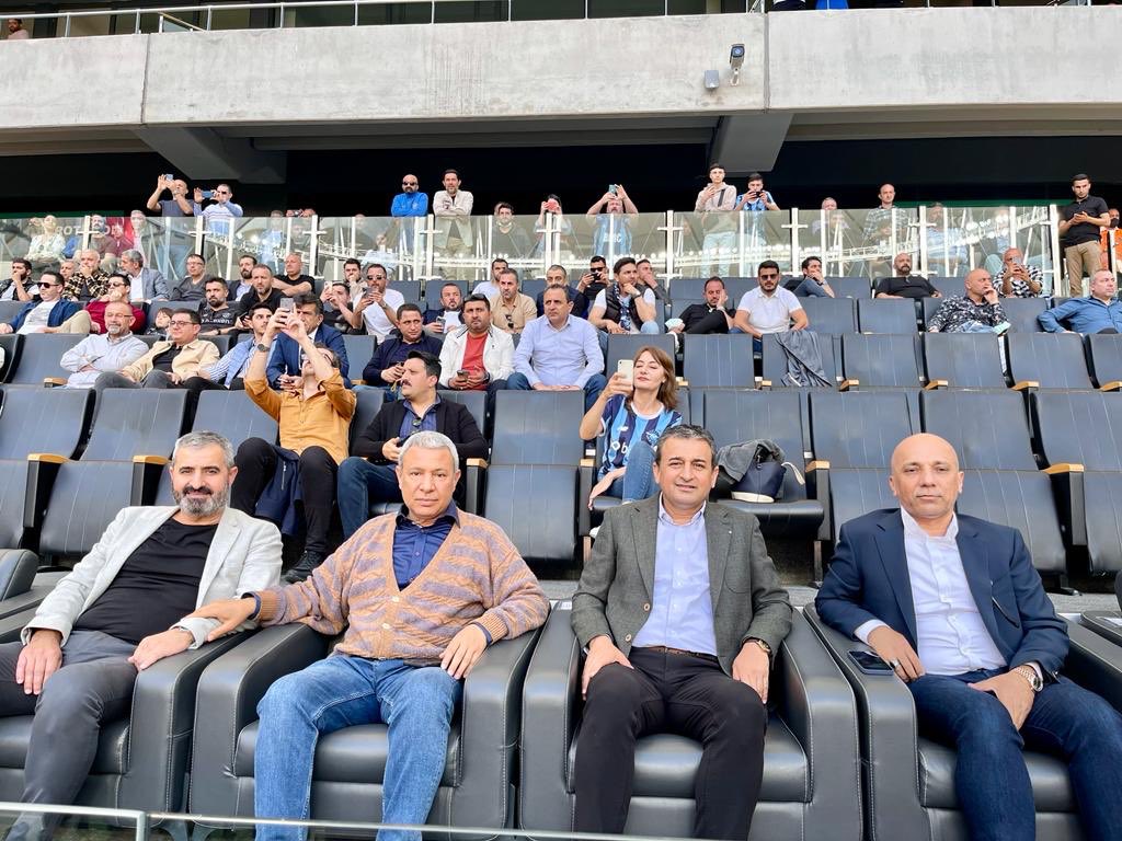 eczburhan's tweet photo. Adana Demirspor’umuzun, Altay maçında tribündeki yerlerimizi aldık. Tebrikler #AdanaDemirspor
#ADSvALT #MaviŞimşekler
@AdsKulubu https://t.co/ro9Dpq6Lyb