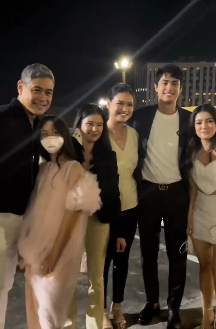 DDREAMERSOFC's tweet photo. Cuties 🤍🖤

#DonnyPangilinan | DonnyPangilinan @donnypangilinan https://t.co/V1aT9QFpg7