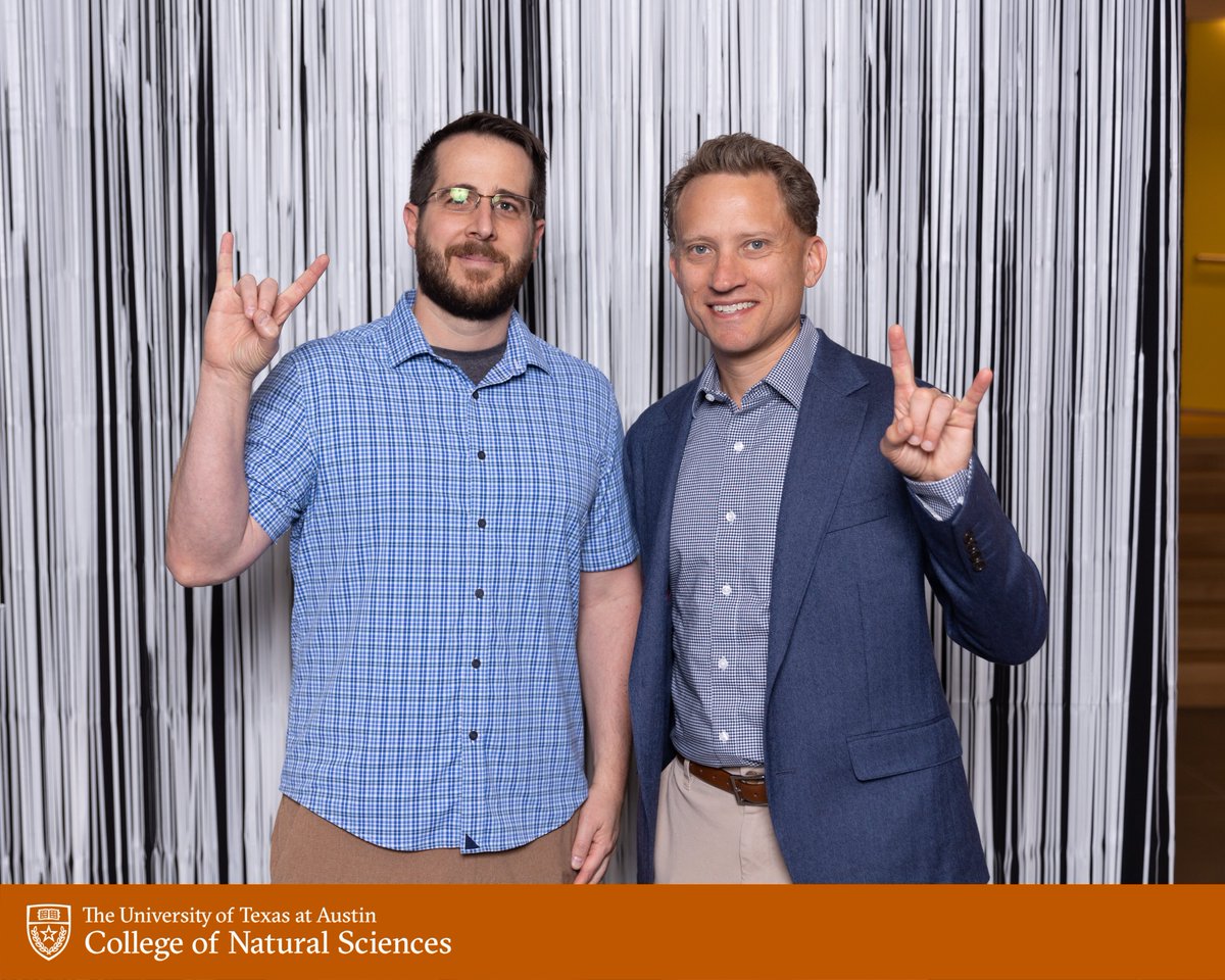 Student Dean CNS (@studentdeancns) on Twitter photo Had a great time celebrating #UTHonorsDay with <a href="/McLellan_Lab/">Jason McLellan</a> and our amazing CNS students Had a great time celebrating #UTHonorsDay with <a href="/McLellan_Lab/">Jason McLellan</a> and our amazing CNS students