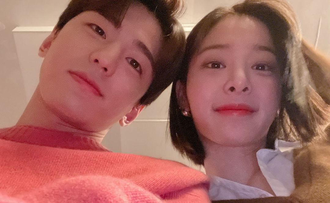 hourly minah tweet media