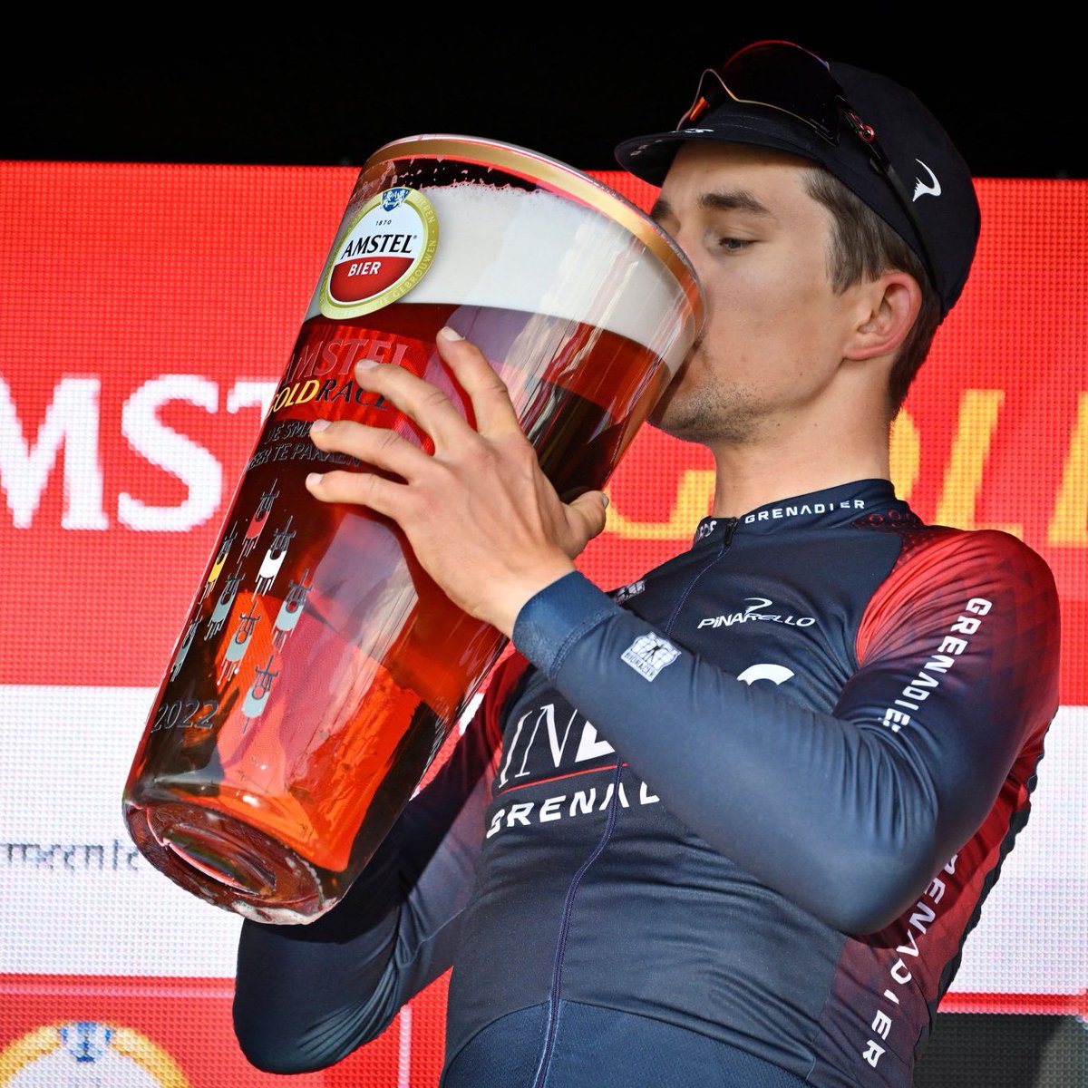 It's always surprising how small pro cyclists are in real life, but it's rare to see such pictorial evidence.