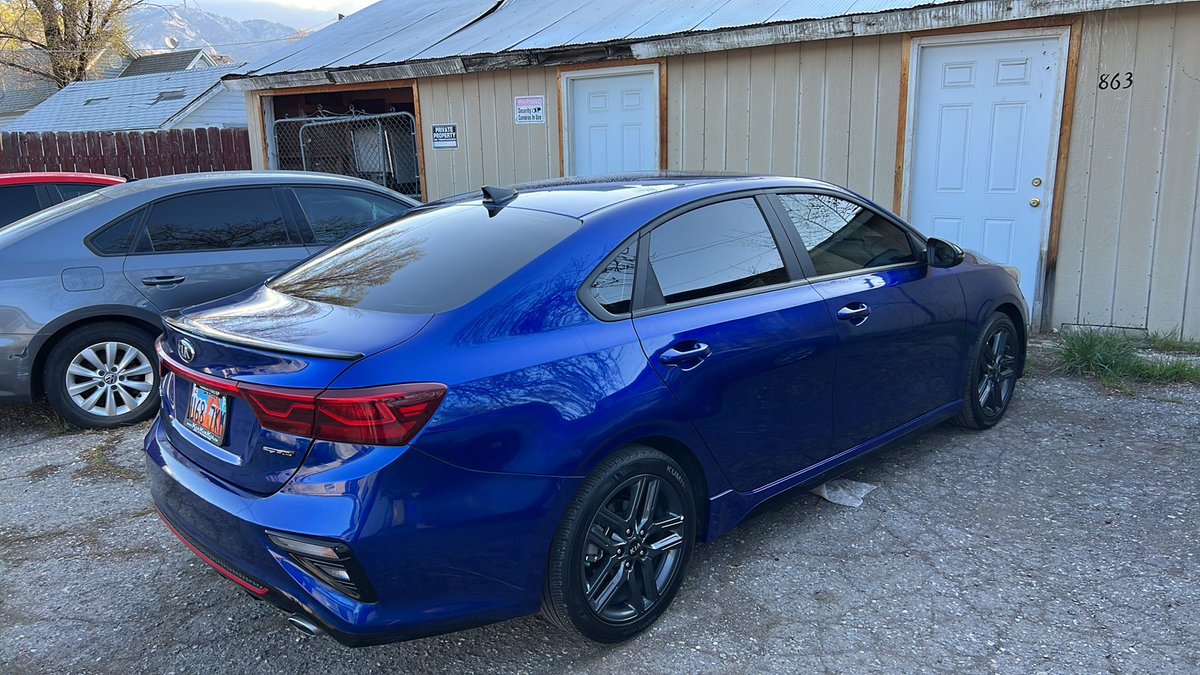 CeeDeezNutz88's tweet photo. Took a year longer then wanted lol
But was finally able Do the tint 😤🔥💕
%18 Front
%5 Back
Didn’t even notice the windshield at First ❤️
#kiagang #kia #tintlife https://t.co/kn9kztbt6k