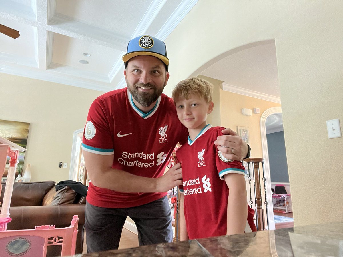 wakeeze's tweet photo. #YNWA #lfc #LFCvMFC https://t.co/Azo6lTSyep