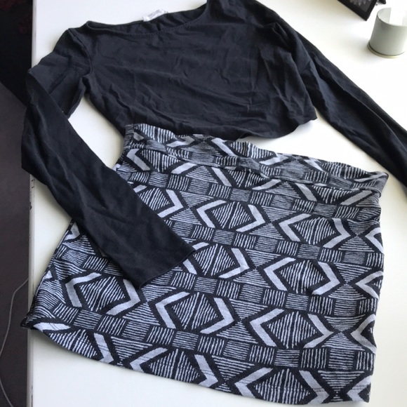 Darling_Nic's tweet photo. So good I had to share! Check out all the items I'm loving on @Poshmarkapp #poshmark #fashion #style #shopmycloset #marketspruce #liverpooljeanscompany #forever21: https://t.co/92AlucRe5k https://t.co/94MPijrDig