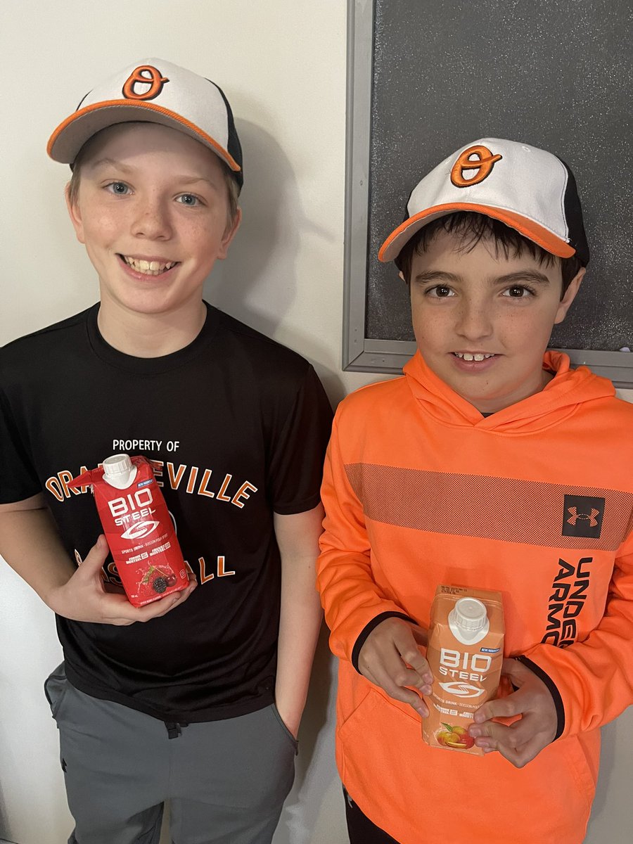 sprouledaddy's tweet photo. Pitching clinic just finished, time to rehydrate. Brody says I’ve never had @BioSteelSports and Graecin said it’s so good- way healthier and way yummier than other sports drinks. @BioSteelSports @BlueJays https://t.co/ozfcWUSFgk