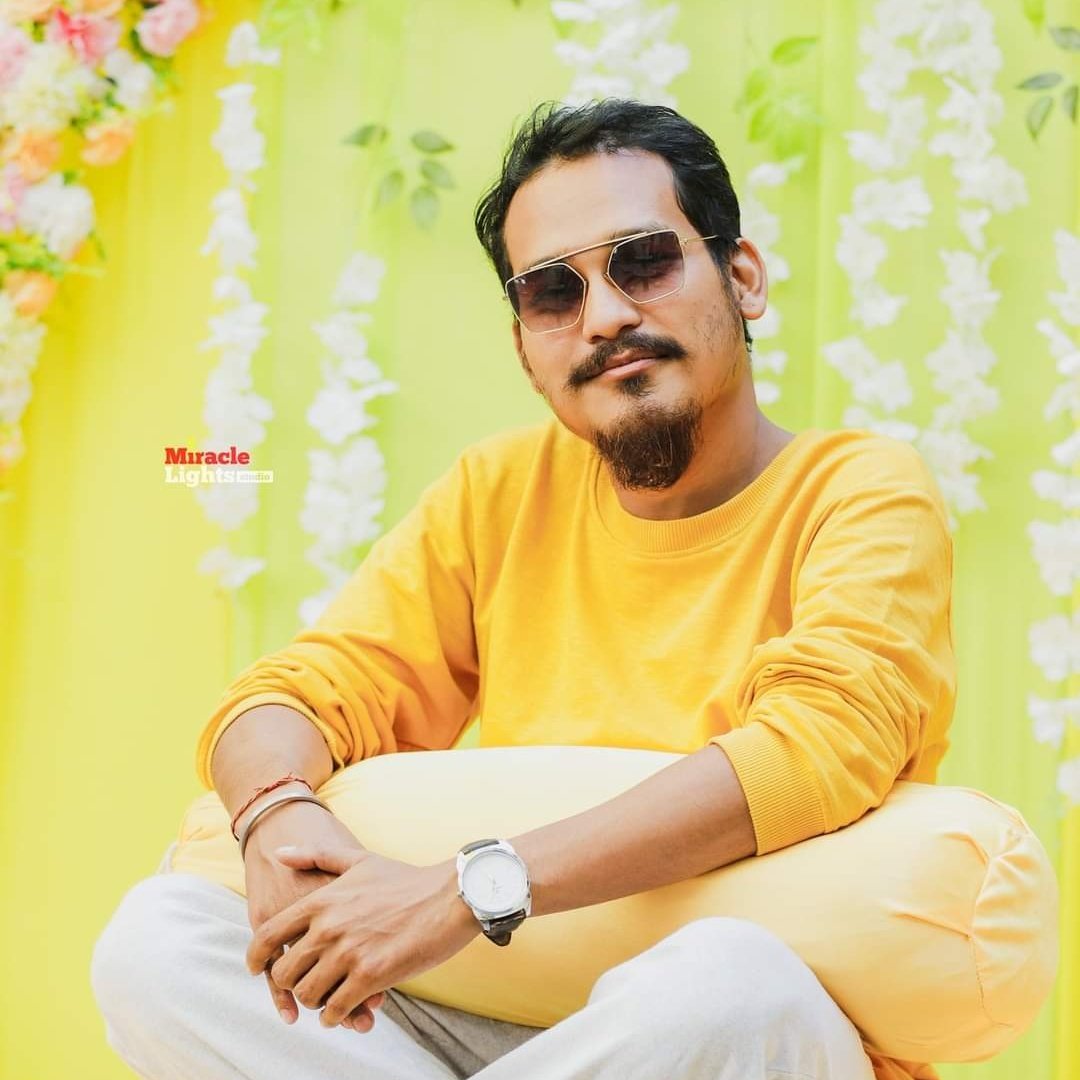 HiruBorgohain's tweet photo. #NewProfilePic https://t.co/DDSOeYYuuE