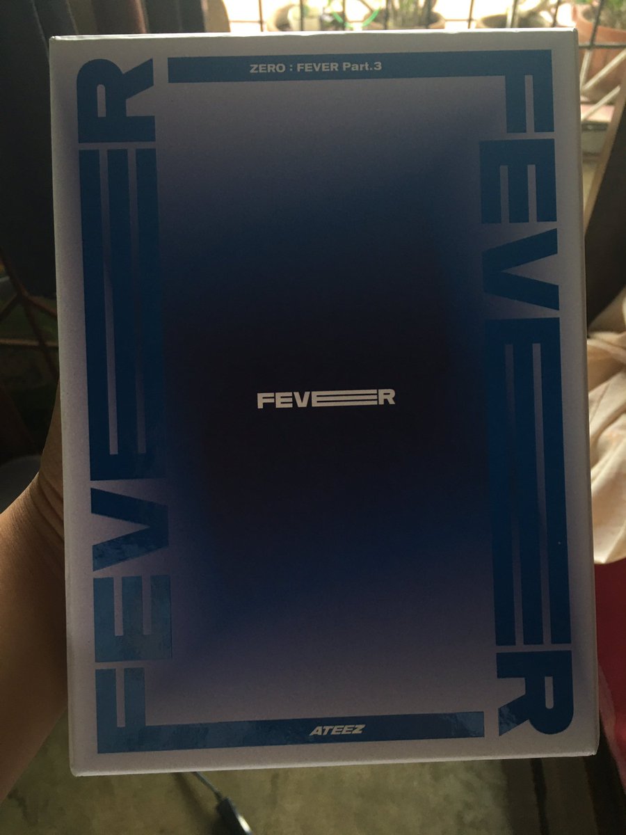 EverydayTaffy's tweet photo. thank you! @YouralityShop for the random unsealed album, til next budol !! #YRLT_feedbacks https://t.co/Pds7Fv3fJm
