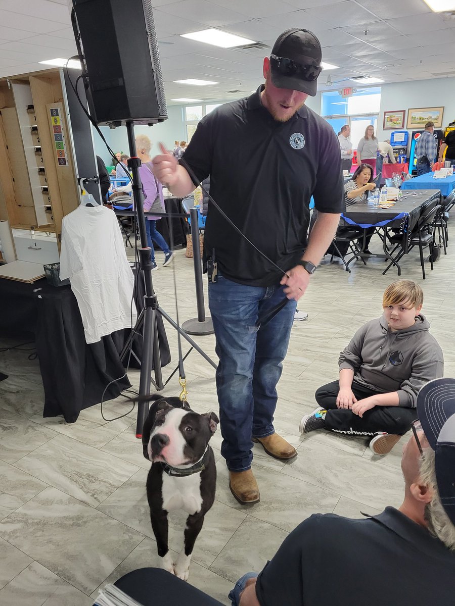 PAWStoppers's tweet photo. Great turnout at the Mouse Races. Thanks to all the sponsors and attendees. Such a fun night! https://t.co/PdMt70L8Aw