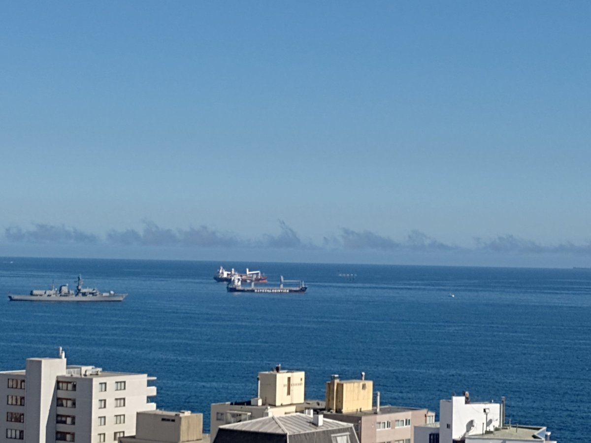 maxiviale's tweet photo. Nubes de ondas de Kelvin-Helmholtz intentado formarse en la costa de Viña del Mar🇨🇱 debido fuerte cortante del viento con la altura, del sur SW cerca de la superficie y del norte NW algo más fuerte 📷👌 https://t.co/7N2K18fvAb