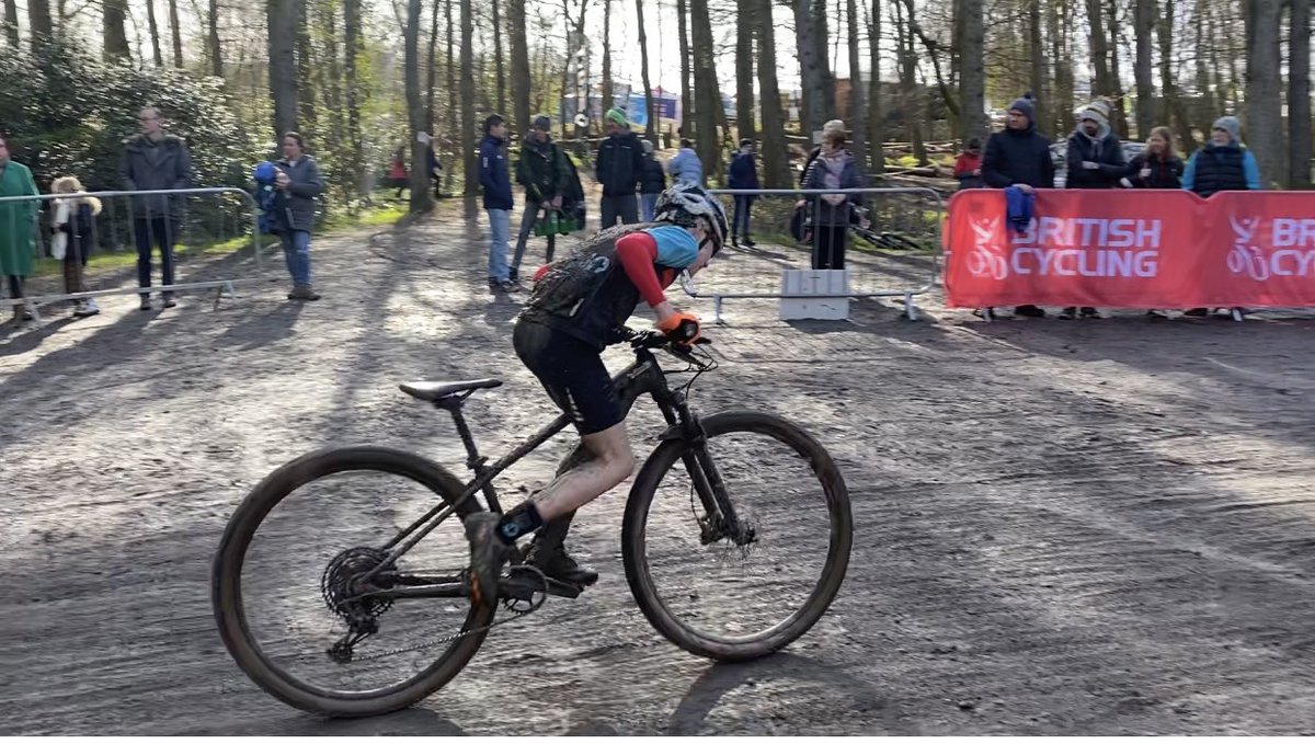 ballardeng's tweet photo. @TheTrailheadUK and @ballardeng supported rider Arthur today in his first National Series XC race as a first year Juvenile Male @CUBEBikesUK whip and wardrobe from @MadisonClothing #teamtrailhead https://t.co/dkE9I4aS3u