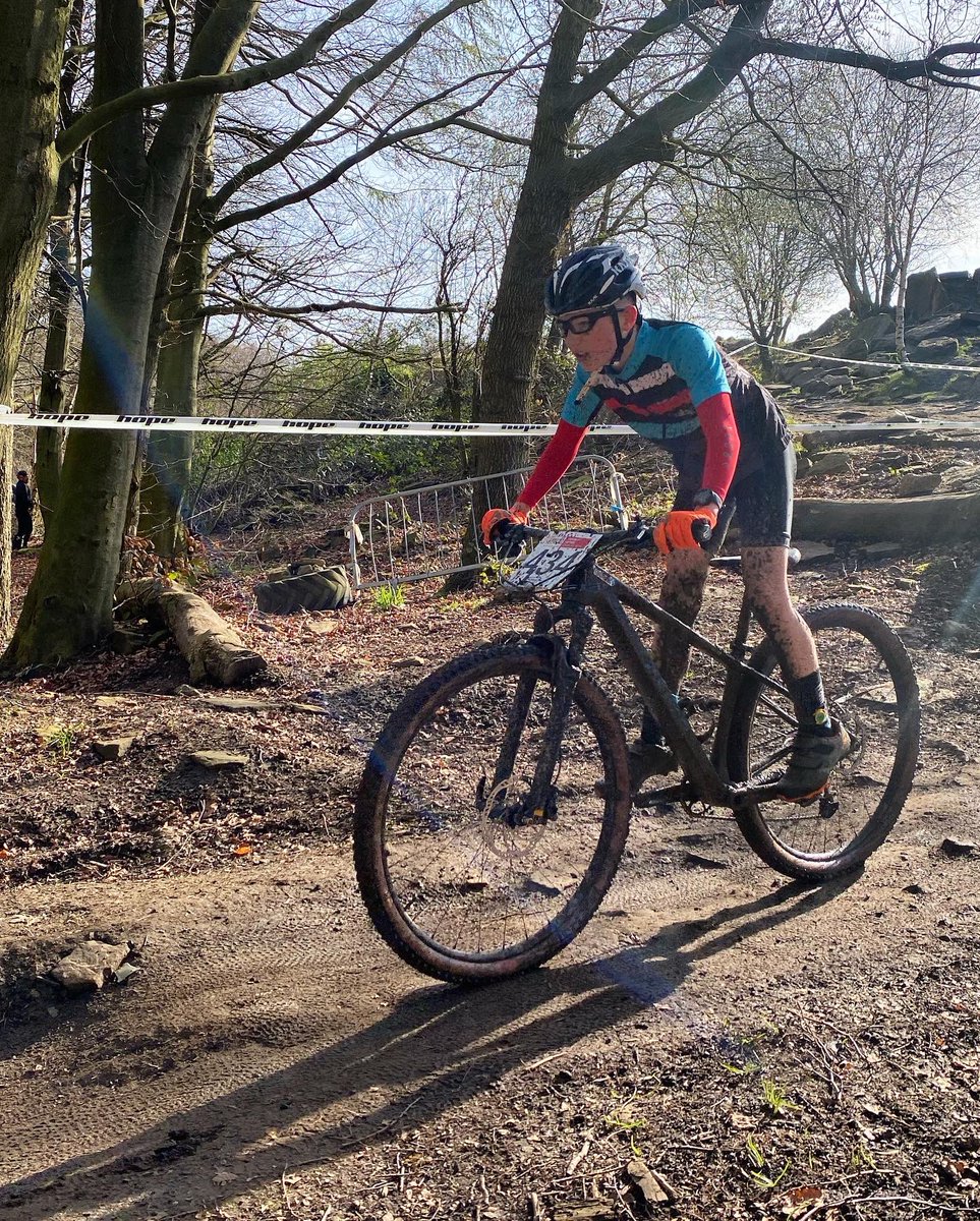 ballardeng's tweet photo. @TheTrailheadUK and @ballardeng supported rider Arthur today in his first National Series XC race as a first year Juvenile Male @CUBEBikesUK whip and wardrobe from @MadisonClothing #teamtrailhead https://t.co/dkE9I4aS3u