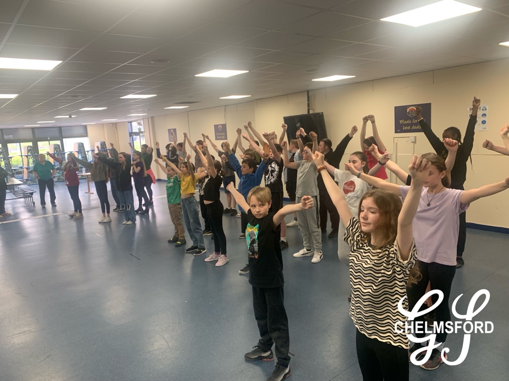 ChelmsfordGS's tweet photo. Two weeks until we move into @ChelmsTheatres! Our Gang have been hard at work and can’t wait to show you what they can do. 

Get your tickets now at https://t.co/bTPbaM8bdF https://t.co/r8dNpadUj3