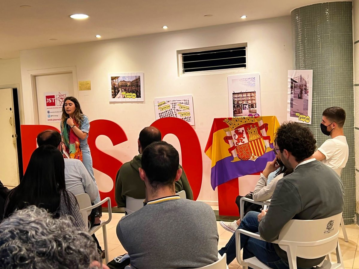 JSTorrelavega's tweet photo. Hoy hemos tenido Asamblea Local de la que ha salido el nuevo equipo de Torrelavega, con @JaniraMD como Secretaria General y @mariaparrdo como Secretaria de Organización.

Comienza una nueva etapa. Un orgullo contar con el liderazgo de ellas en nuestra agrupación 💜✊🏼 https://t.co/diTfJZk7Zo
