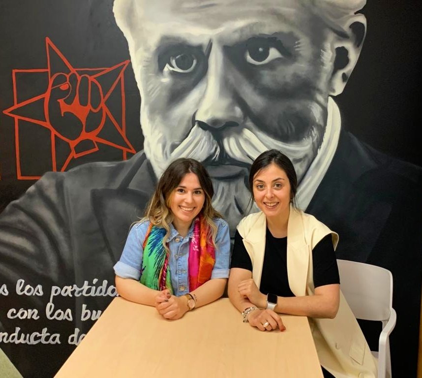 JSTorrelavega's tweet photo. Hoy hemos tenido Asamblea Local de la que ha salido el nuevo equipo de Torrelavega, con @JaniraMD como Secretaria General y @mariaparrdo como Secretaria de Organización.

Comienza una nueva etapa. Un orgullo contar con el liderazgo de ellas en nuestra agrupación 💜✊🏼 https://t.co/diTfJZk7Zo