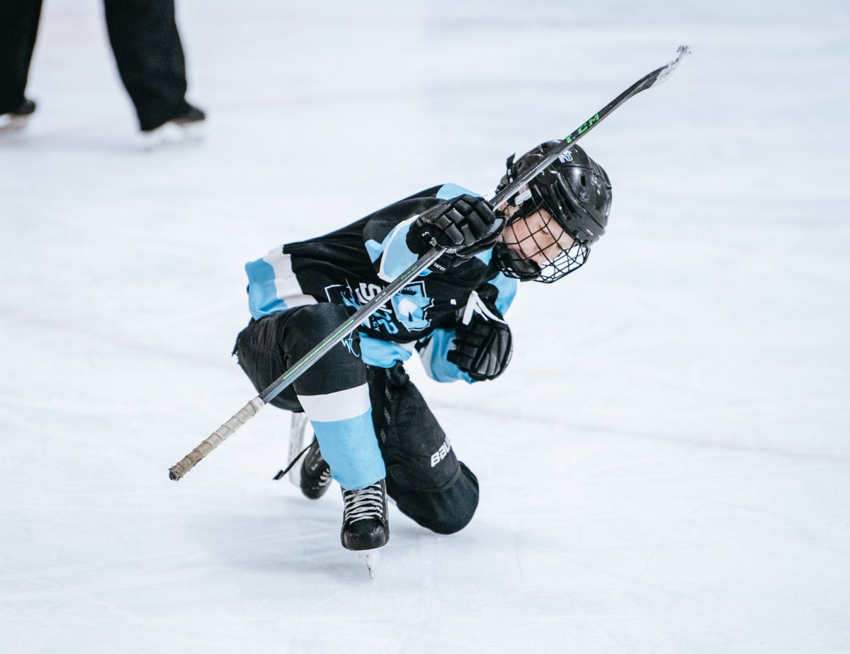YouthHockeyHub's tweet photo. SDP Invite
2011 Championship
Florida Selects > SDP in photos
#sdpinvitational
Top Left: Semion Rykov Goal
Top Right: Easton Anders
Bottom Left: Brayden Dean Celly
Bottom Right: Florida Selects Celly https://t.co/412zIoGzsC
