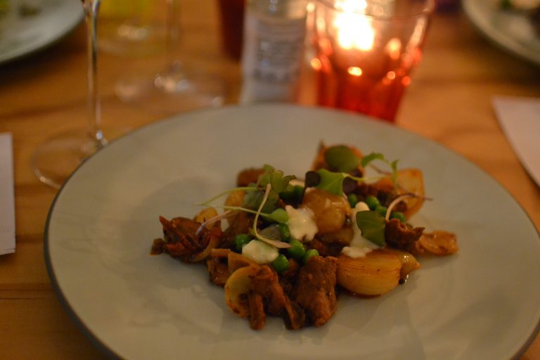 Boozy_Foodie's tweet photo. "Vondeling at The National"
Fond #BlogMemories!   Unfortunately The National had to give way to new and different things, but #VondelingWines stands strong!  A wonderful and intimate wine dinner experience #Flashback #BoozyFoodie @VondelingWines 
https://t.co/FjUBMzAdWr https://t.co/9is0usfHj8