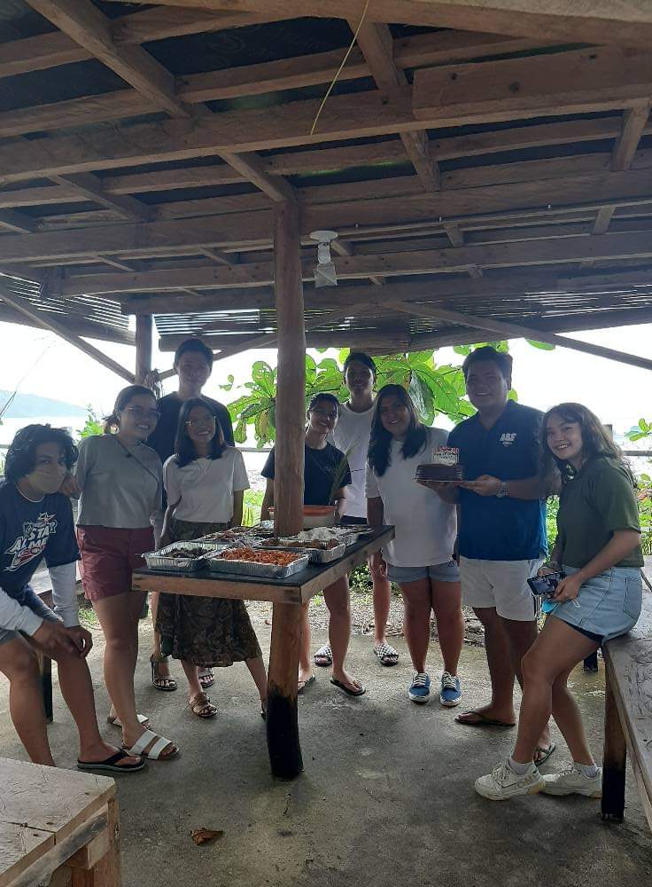 lloydbensonpn's tweet photo. Late celebration pero enjoy gihapon 💗

📸 : Kuya Acer and Ate Ella https://t.co/MBYA9Ctk1N