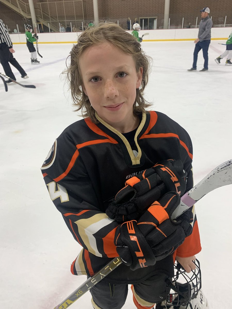 YouthHockeyHub's tweet photo. SDP Invite
2012
Jr Ducks > HD Engine
Charles Connelly had two assists for the Ducks and earns POTG honors.
#SDPinvitational @SdpHockey https://t.co/rKaOe5LWi7