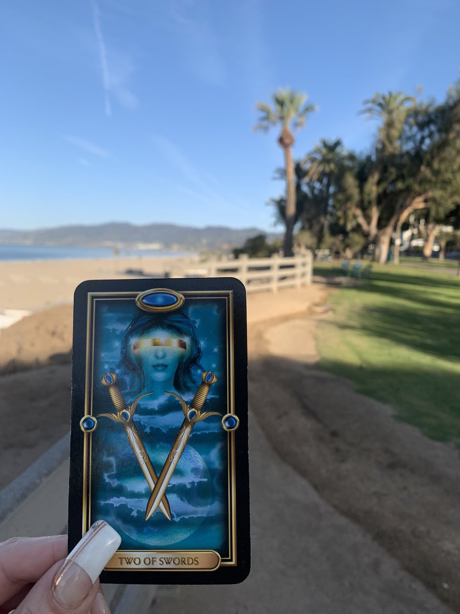 When unsure of which path to take, allow time without pressure.. 

Feel your way to the right decision for you 🥰

#poweroftarot #tarot #trustyourselffirst #feeling #followyourpath