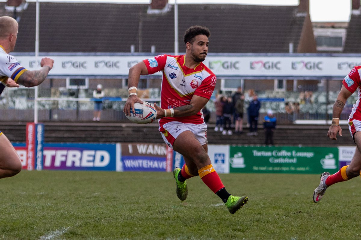 SheffieldEagles's tweet photo. 📊 #StatsAmazing vs Whitehaven
🏃♂️ Distance covered;
@Thacks7 7.28km
@RyanJ3800 6.93km
@Boweeer3 6.77km
🔥 Top speed;
@IzaacFarrell_ 8.9m/s
R.Johnson 8.9m/s
Thackeray 8.4m/s
💪 Total impacts:
@JasonBass7 25
I.Farrell 25
@BrandonDouglas3/@KrisWelham 20
📸: @ADCP_Official https://t.co/fSuzSrV0xC