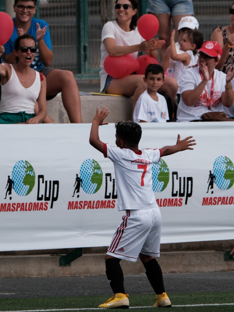 MaspalomasCup's tweet photo. 🤩 Cuando te enteras de que vas a la #MaspalomasCup22... 🕺🔥

➕️ℹ️NFO https://t.co/t6axJdgdjc https://t.co/5sKO6lOtwn