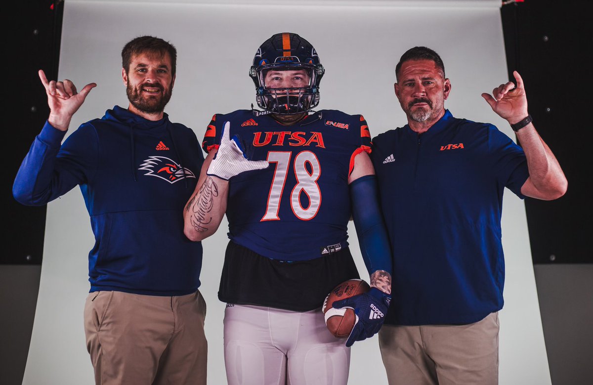Let’s get to work!!! <a href="/OLCoachMattox/">Matt Mattox</a> <a href="/KurtTraylor/">Coach Kurt Traylor</a>