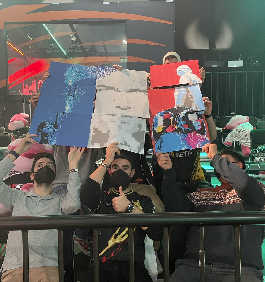 BANGER INCOMING
<a href="/OTP_LoL/">OTP LoL</a>