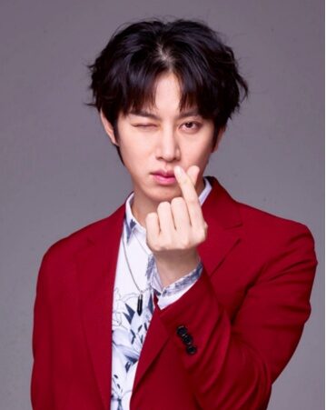 Blue_Angle0407's tweet image. Goodnight Elf.... Goodnight Heechul.

#cherryup
