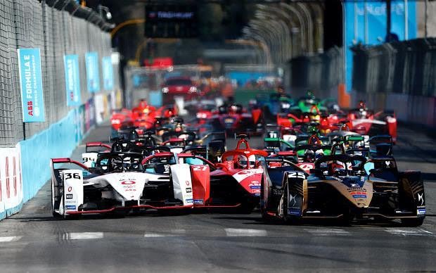 bjorklundjan's tweet photo. Klimatet i fokus. Formula E race på gatorna i Rom🇮🇹. Racet ordnat vårt eget ABB🇸🇪🇨🇭. Formula E är Formel-1 med el-motor. Fort gick det. ABB omsätter 20 miljarder/år enbart i 🇮🇹. @ABBSverige https://t.co/nY6pvLsrAz