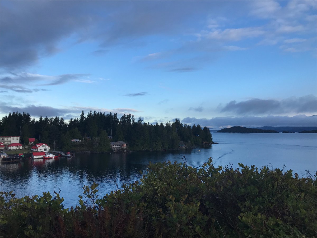 Waking up to a beautiful morning in Bamfield with some stellar SDSS students.  <a href="/SDSSSundevils/">@SDSSSundevils</a>