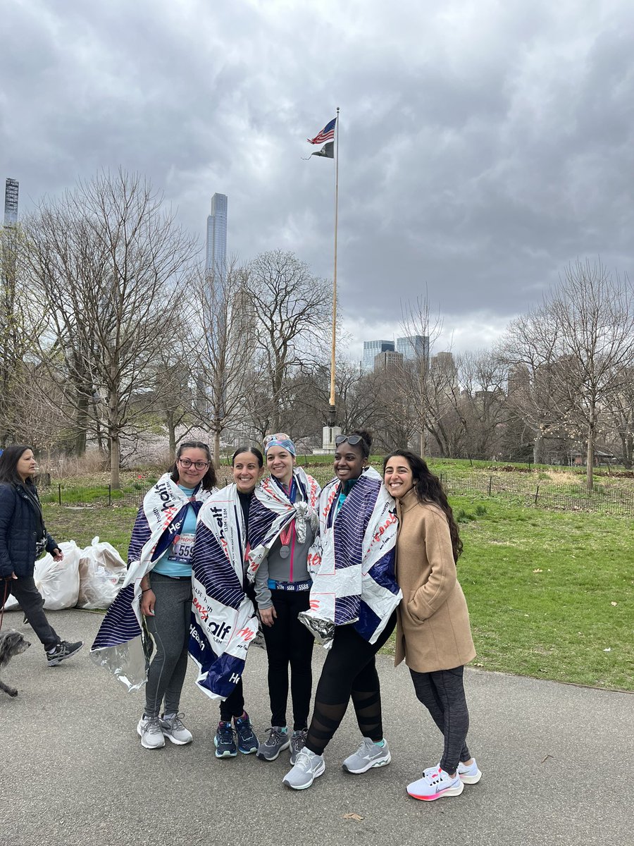 Ran #WomenRunTheWorld with the best colleagues one could ever ask for! I’m so lucky and proud of who we are and represent as #WomenInMedicine ❤️ <a href="/DWahezi/">Dawn Wahezi</a> <a href="/AkinseteMd/">Alisha Akinsete, MD</a>, Mary Ramos, Vitalia Valdez