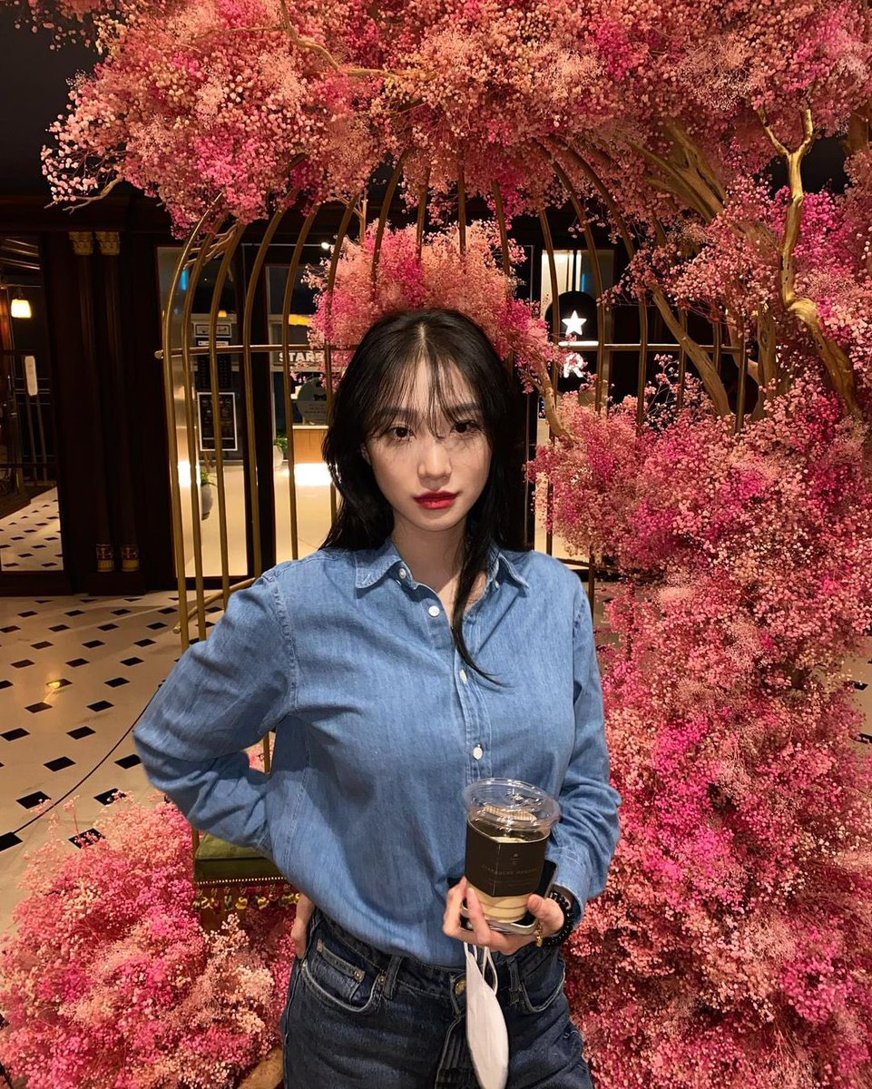 minkyungarchive's tweet photo. https://t.co/nESkOFhfEK