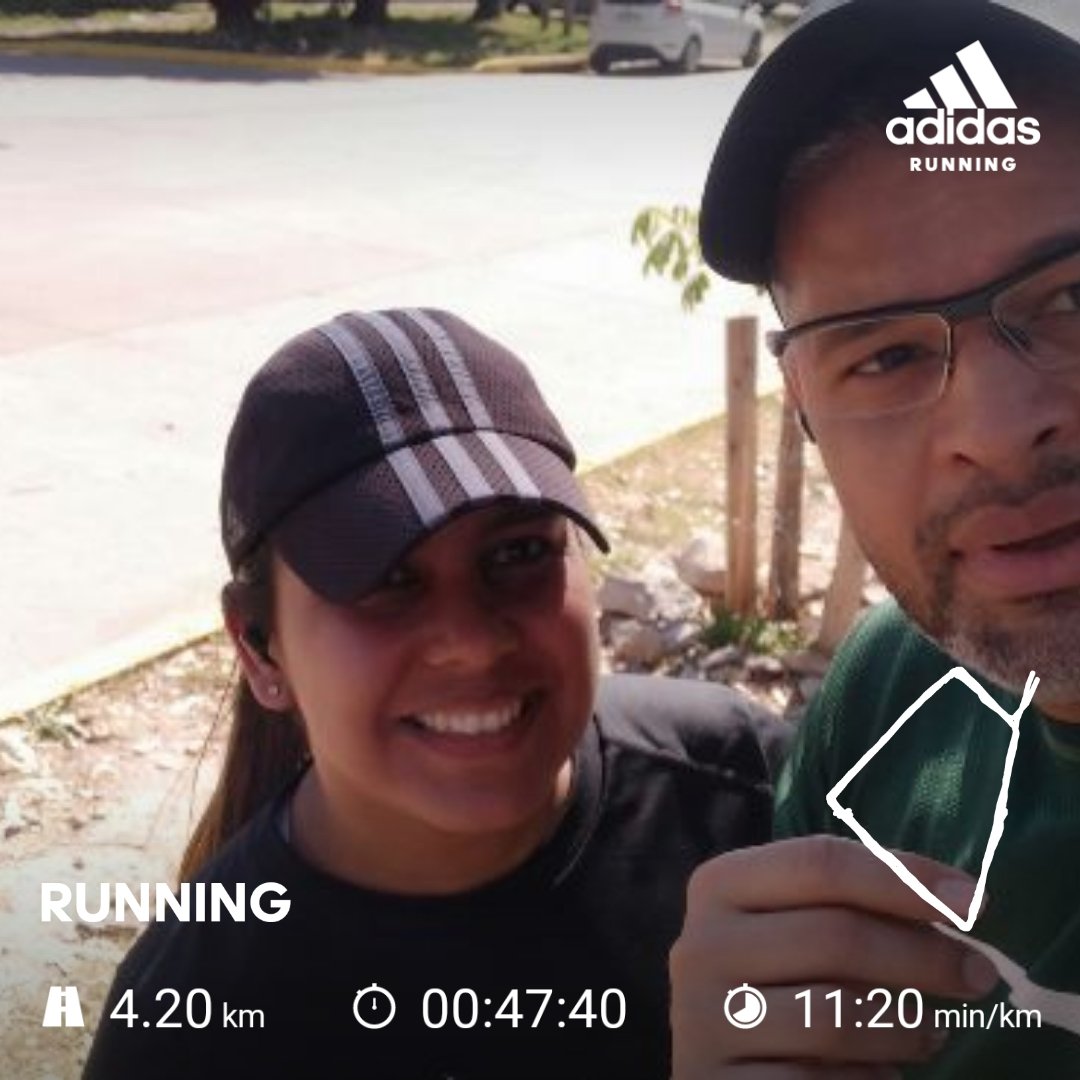 pjurbaez's tweet photo. Siempre serás corredor : 
• Aún cuando corras lento
• Si te detienes en el camino
• Si te tomas selfies 
• Si sonríes y disfrutas del camino 
• La vida es tuya disfrútala a tu manera sin temor al que dirán

#iloverun #impurosrunning #hoycorrimos https://t.co/IHdMFWeSl8