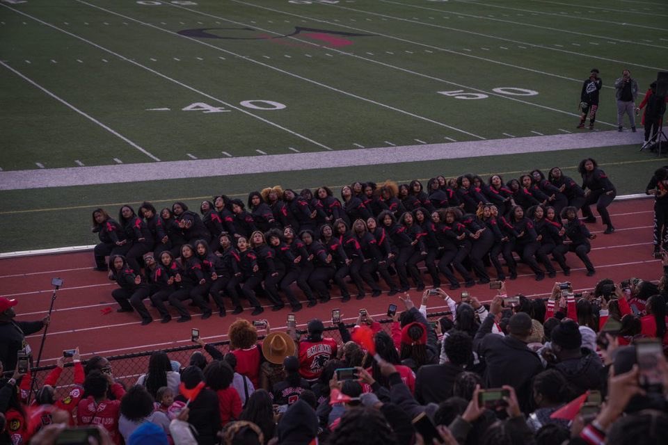 laychips_'s tweet image. Single. Letter. Sigma. Chapter. #57TTT