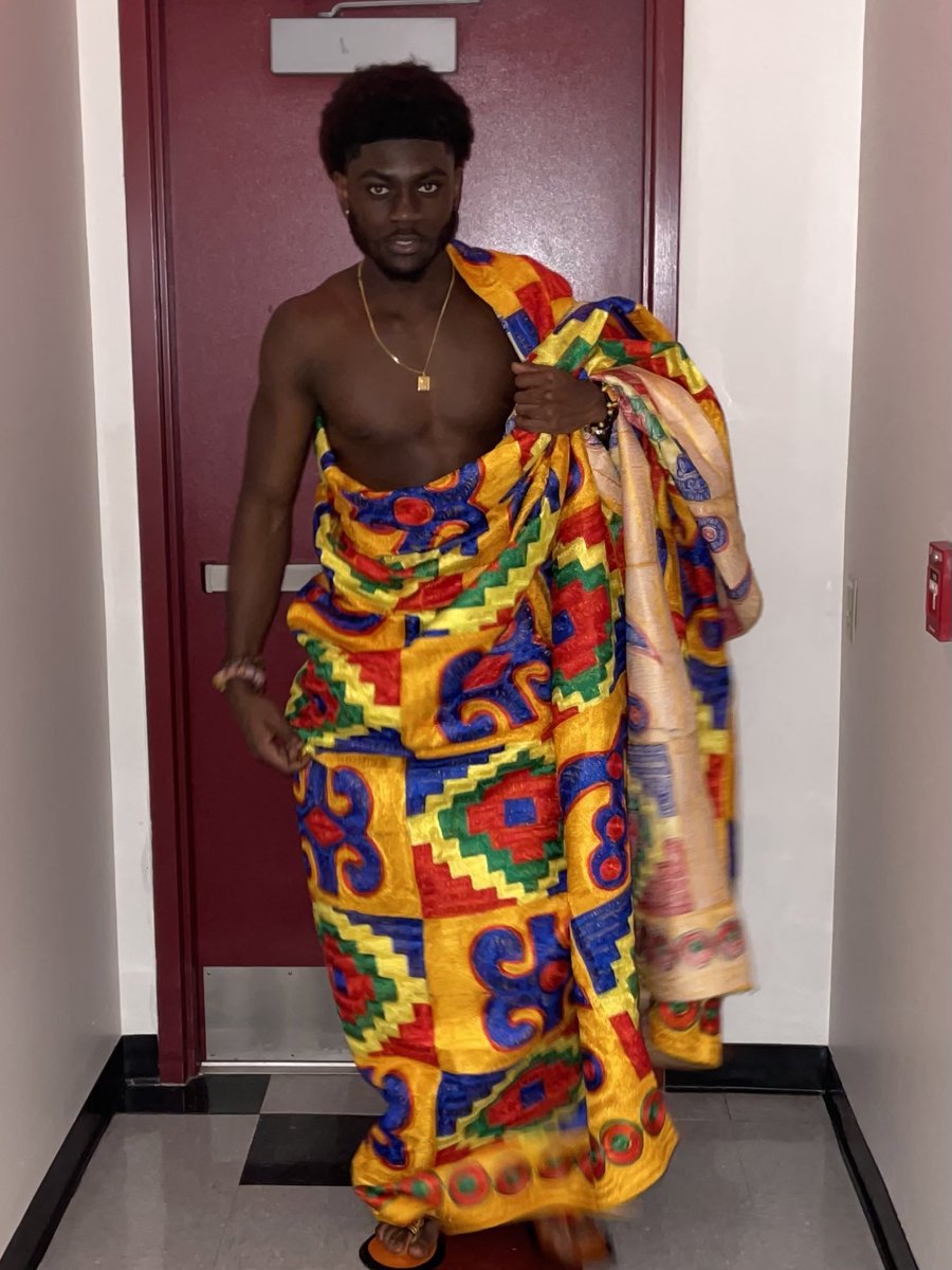 BossmanPrince3's tweet photo. ASU GALA🇬🇭 https://t.co/kMaFetUFPg