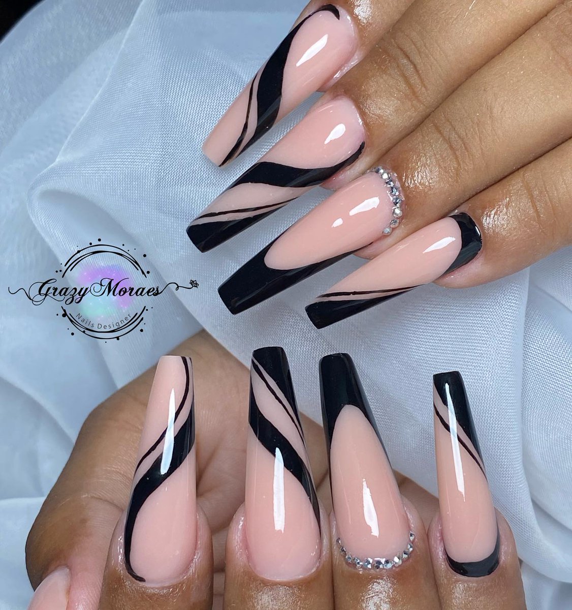 onenailsinspo's tweet photo. 📸: grazi.moraes.16 https://t.co/loS4X8P1sb