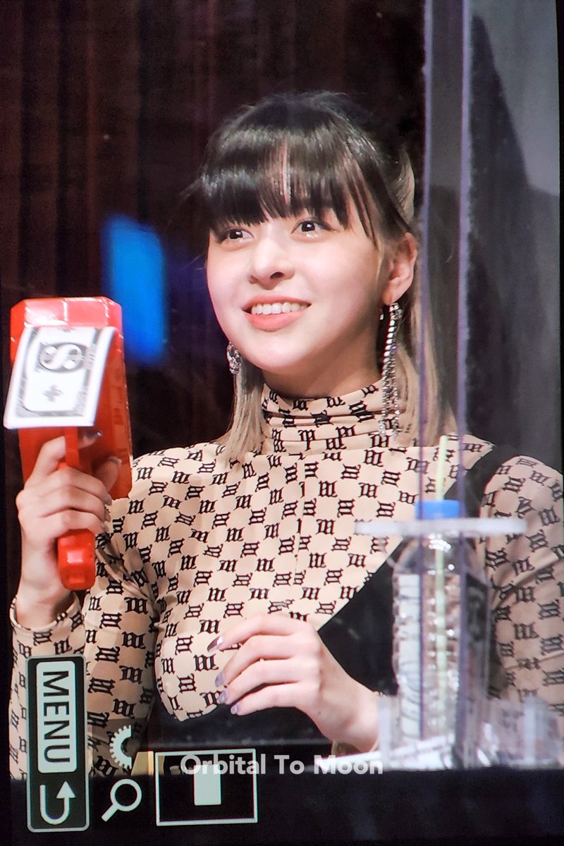obitaltomoonLM's tweet photo. 220403 팬싸인 

#엔믹스 #릴리 #NMIXX #LILY #LILYM https://t.co/FOcIbY7yqH