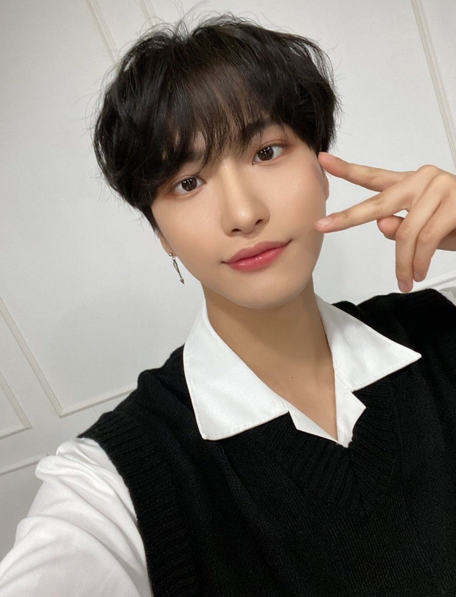 atinyeez's tweet photo. @csantype happy birthday seonghwa <33

 Brightest Star Seonghwa ⭐️
#우리의_별_성화야_생일축하해
#BrightStarSeonghwaDay https://t.co/S3mpUGrBQl